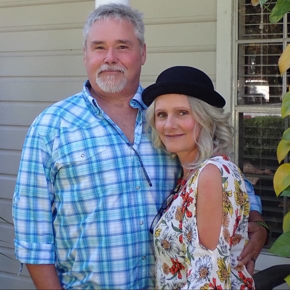 Meet your Posher, Tina - Picture 2 of 6